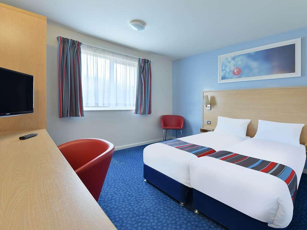 Travelodge הליפקס חדר תמונה