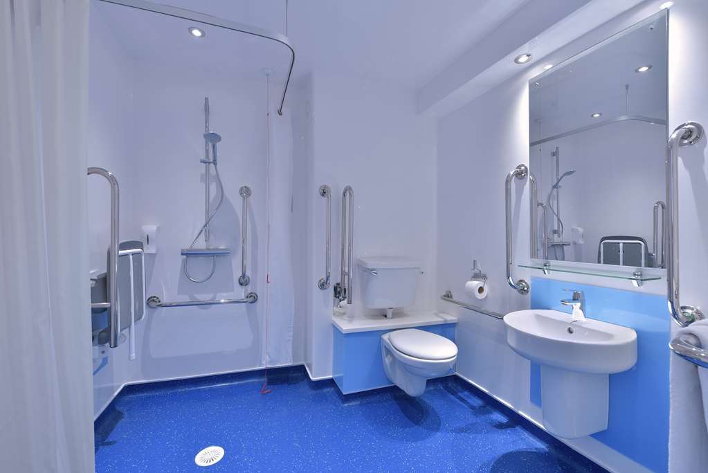 Travelodge הליפקס חדר תמונה